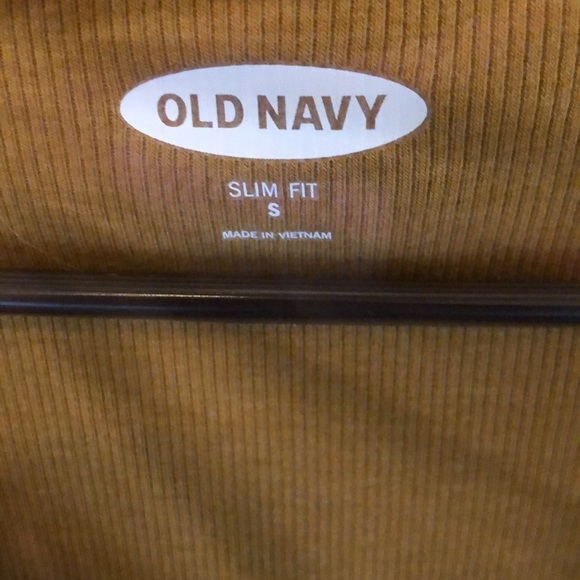 Long sleeve mustard color top - Picture 2 of 4